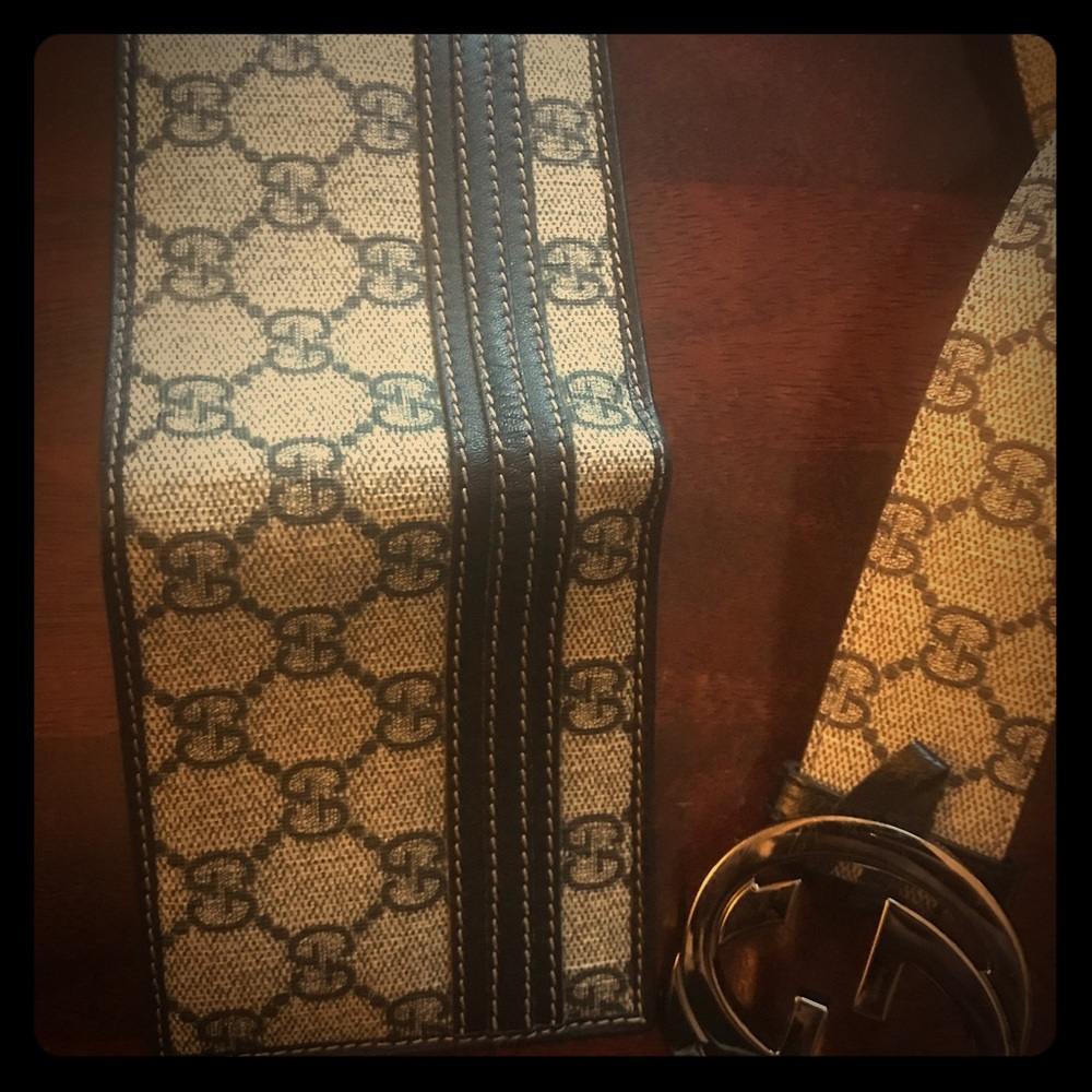 Blue Gucci wallet